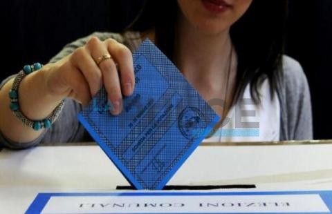 elezioni voto urna