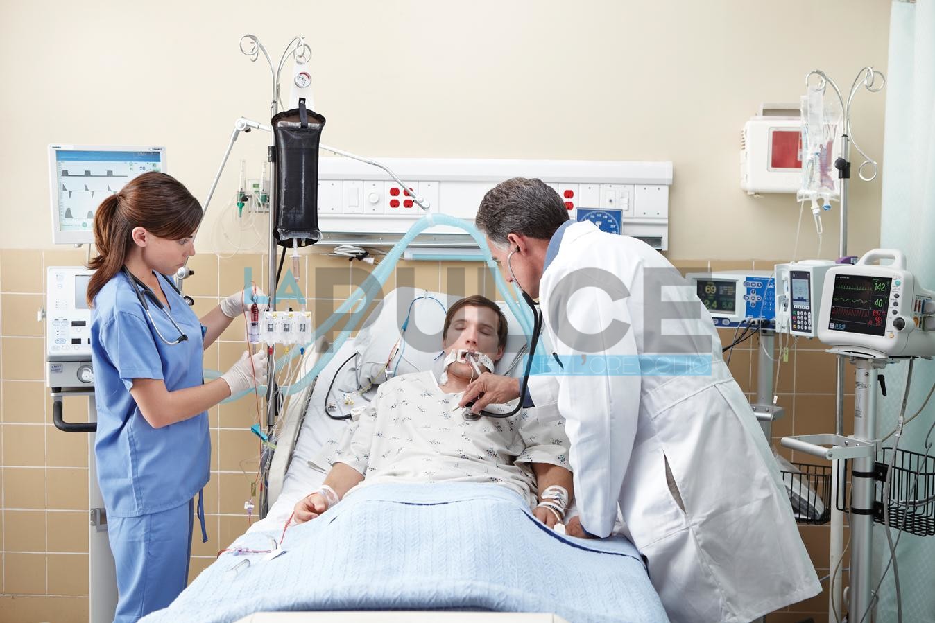 ospedale sanità dottore malato