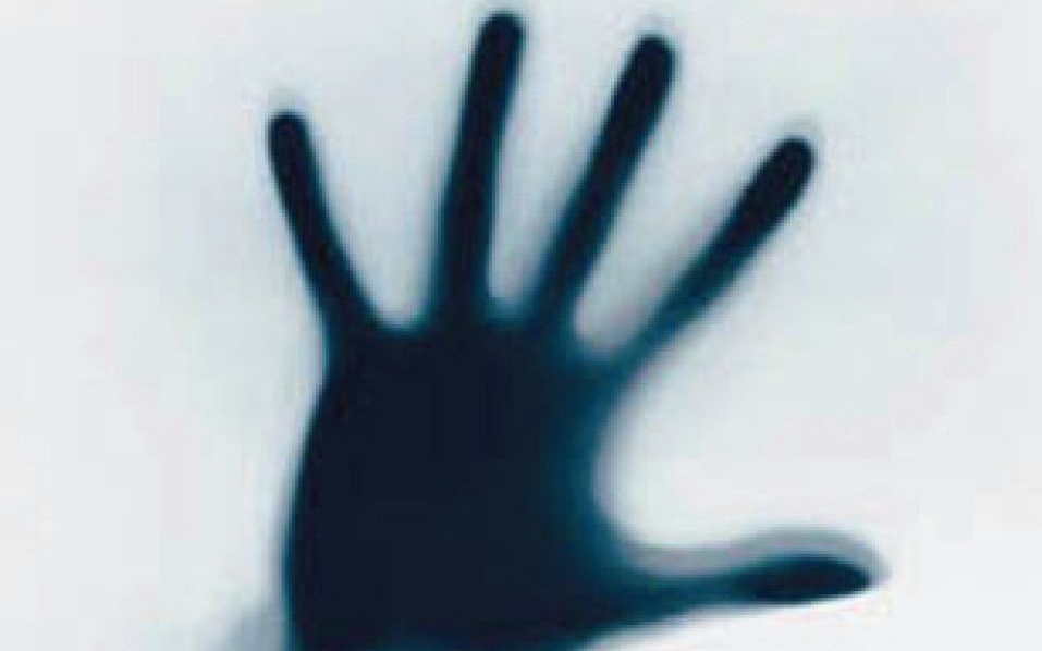 stop-violenza-Cropped